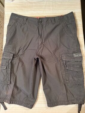 UNIONBAY Men's Dark Gray Cargo Shorts